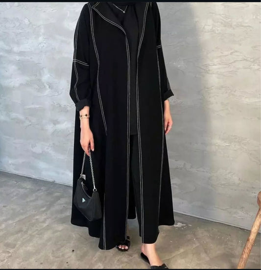 This Abayah lamy is specially designed, combining elegance, comfort, and premium quality. It is made from soft, lightweight fabric that provides a comfortable feel when worn—day and nig